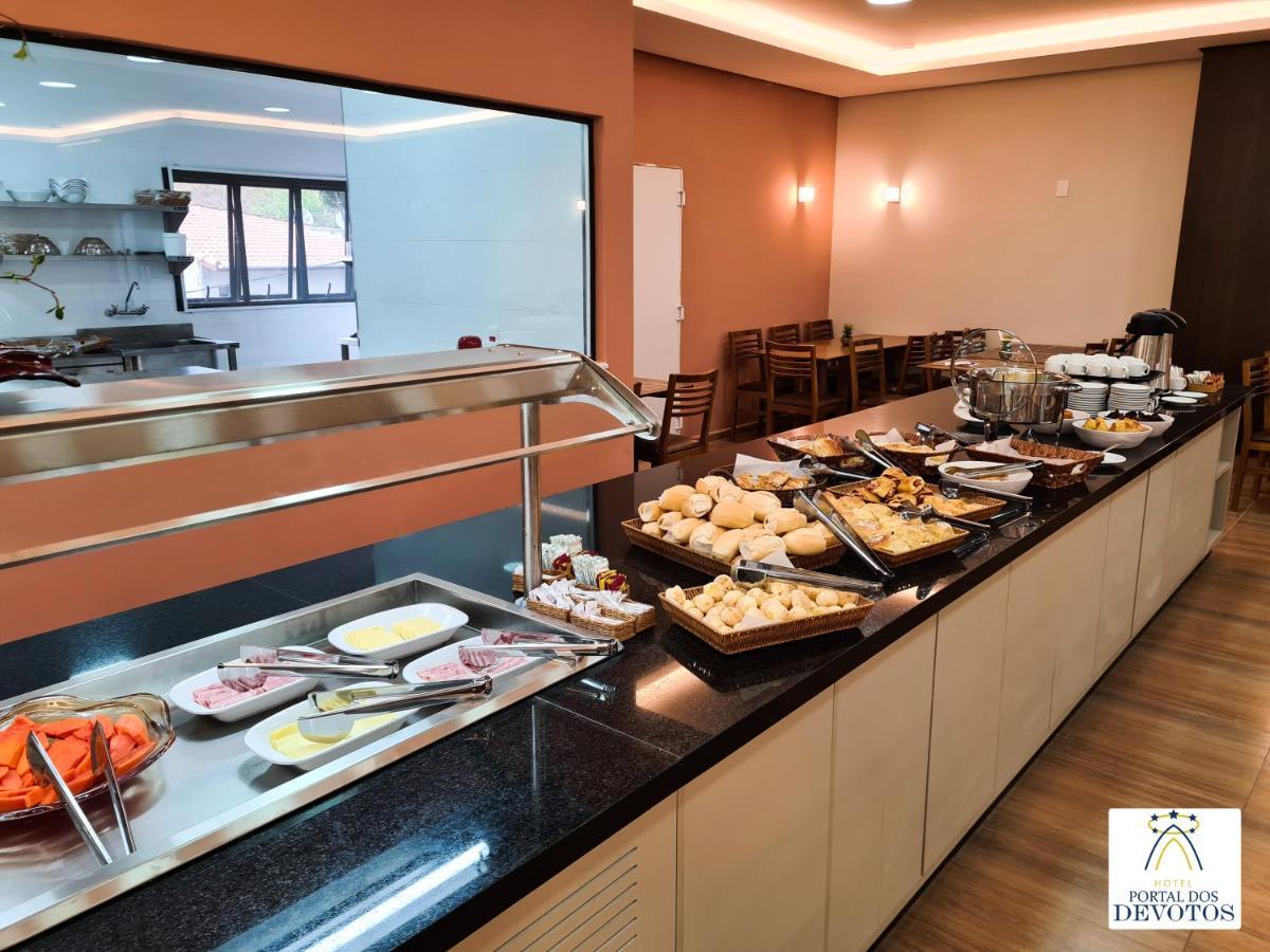 Hotel Portal Dos Devotos 阿帕雷西达 外观 照片